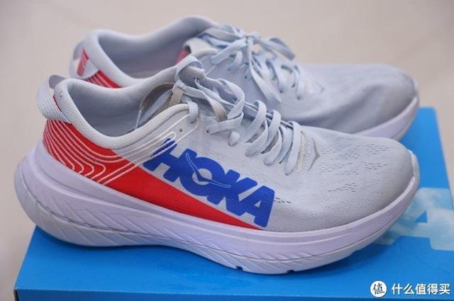 这个时代将拥有一双碳板跑鞋--HOKA ONE ONE CarbonX