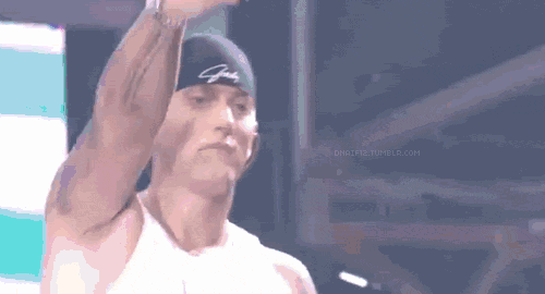 339-1F20G43224.gif