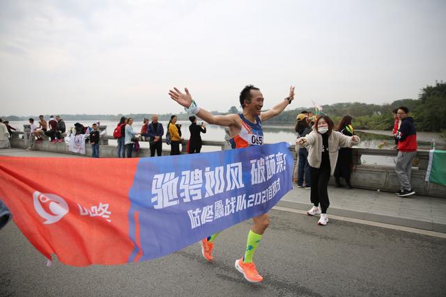 青龙湖1.jpg