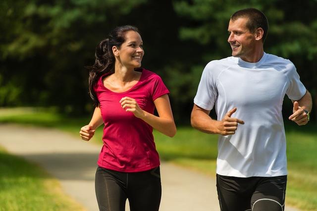 couplerunning.jpg